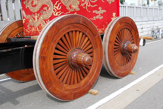 田町曳山の車輪