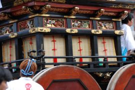 奈呉町の幔幕