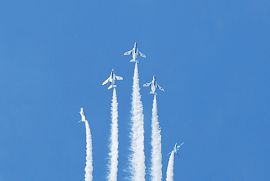 2012年 ブルーインパルス事前飛行訓練 上向き空中開花 2