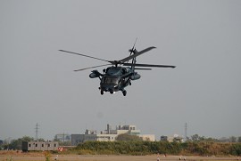 救難展示飛行 UH-60J救難ヘリコプター 離陸