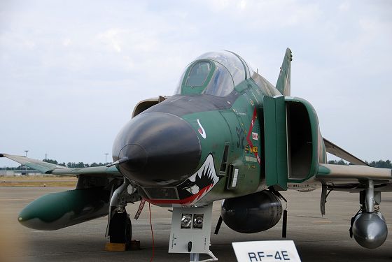 RF-4E 偵察機 機体前部
