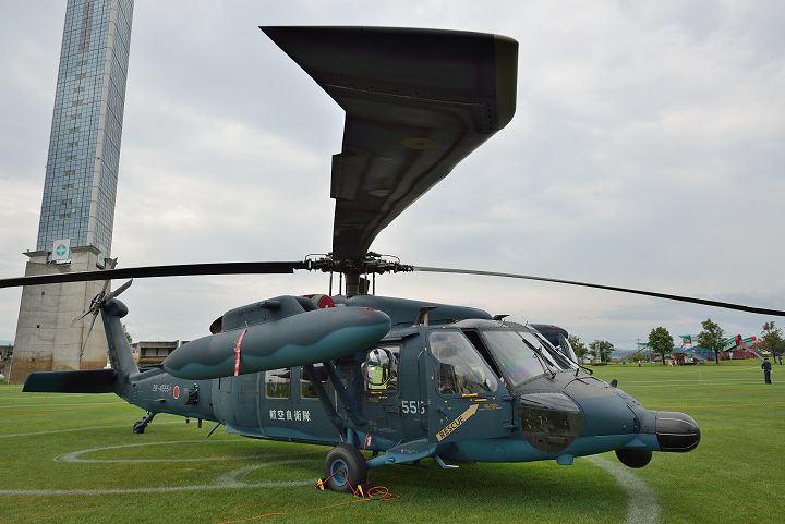 UH-60J 洋上迷彩塗装機 胴体