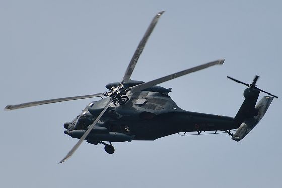 UH-60J 洋上迷彩塗装機 機体上面