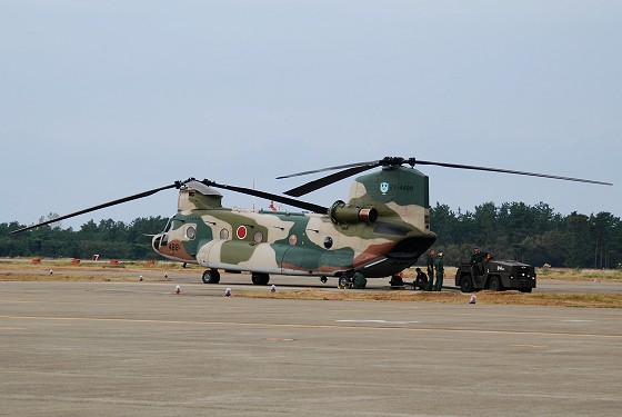 CH-47J(LR) 輸送ヘリコプター