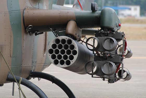 AH-1S コブラ ロケット弾ランチャー