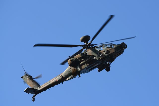AH-64D アパッチ 機体右面