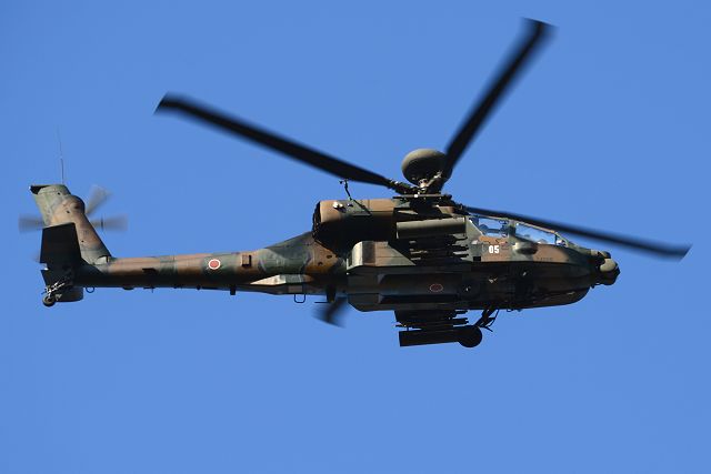 AH-64D アパッチ 機体底面