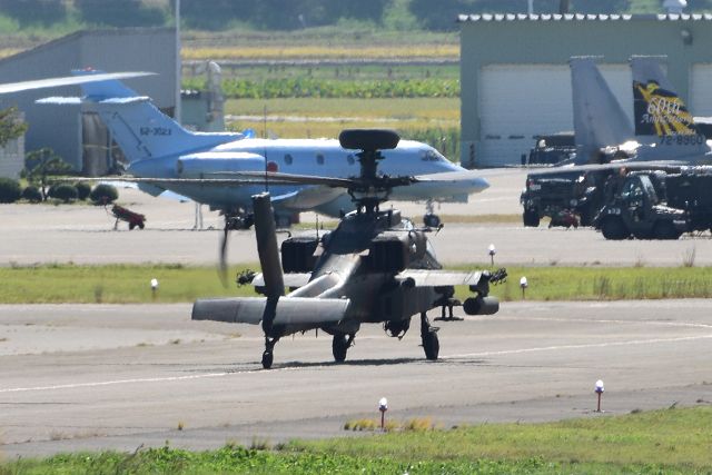 AH-64D アパッチ 機体後部