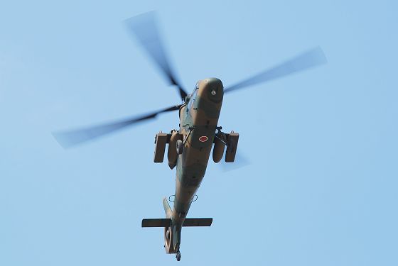 OH-1 観測ヘリコプター 機体底面