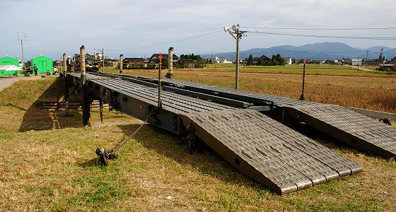 2008年の自走架柱橋訓練展示