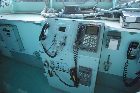 VHF無線電話装置