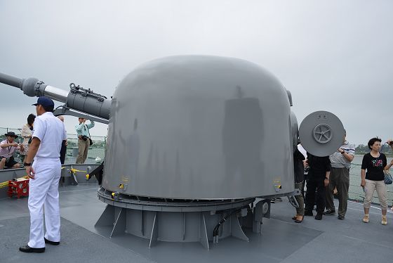 護衛艦ちくま 62口径76mm単装速射砲の砲塔