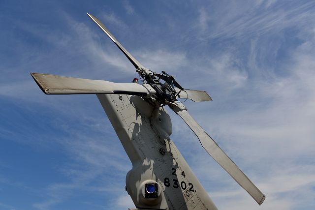護衛艦 いせで見た哨戒ヘリコプター SH-60Jのテール・ローター