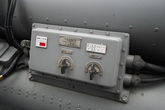 3連装短魚雷発射管 発射用接続箱