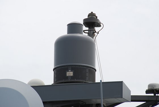 ミサイル艇うみたか 電子戦装置 NOLR-9B