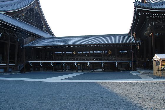 西本願寺 渡り廊下