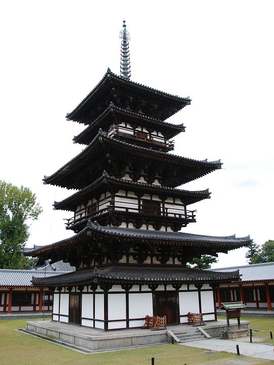 薬師寺 東塔の写真