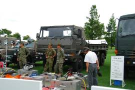 陸上自衛隊 トラック