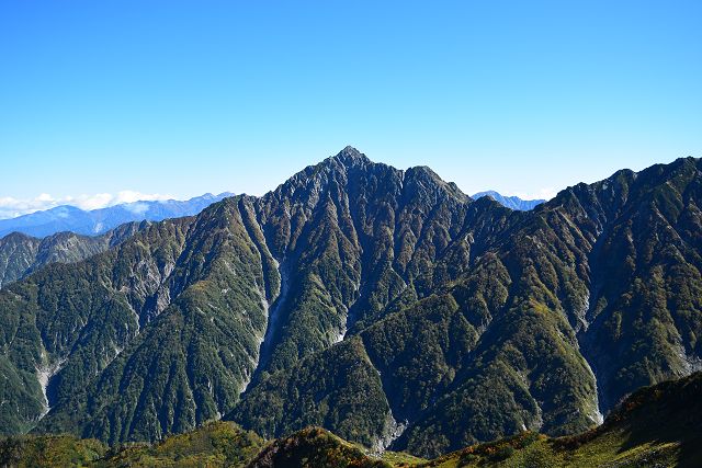 2018年9月28日、奥大日岳から眺めた剱岳