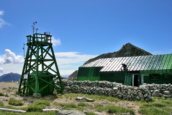 2006年 立山研究所の建物と観測櫓