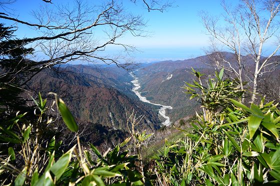 早月川と富山平野