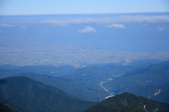 剱御前 最高地点から眺めた富山平野