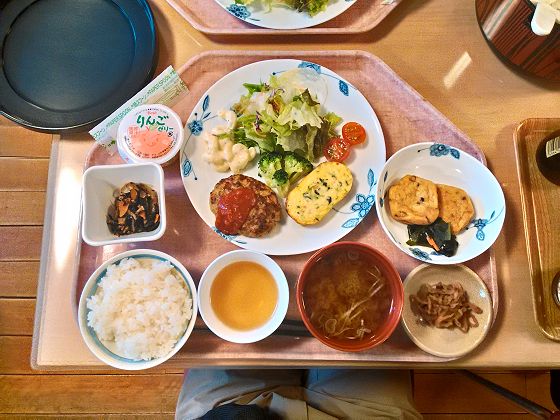 横尾山荘の夕食