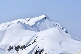 奥大日岳の雪庇