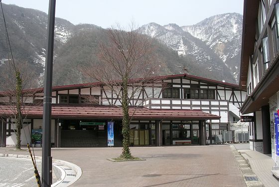 立山ケーブルカー 立山駅