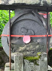 立山町末上野のやせ仏