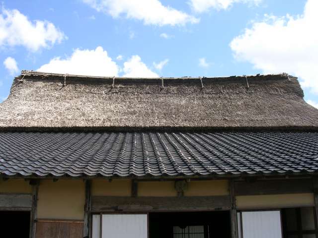 佐伯家住宅 西面の桟瓦葺屋根